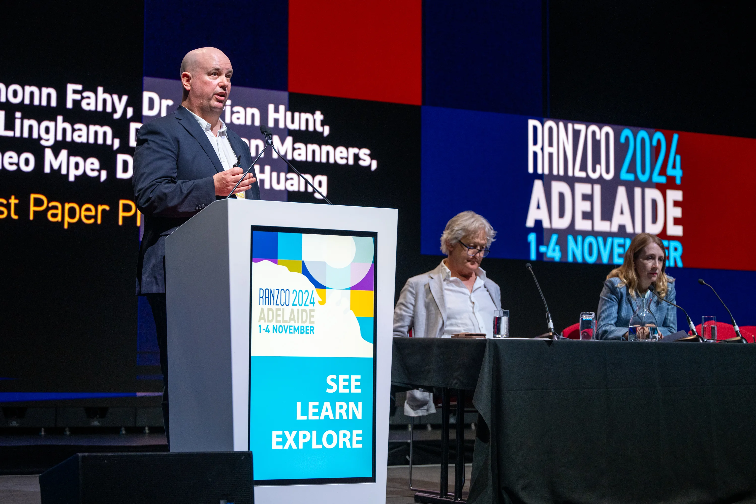 Dr Adrian Hunt presenting at the RANZCO 2024 Best Paper Session