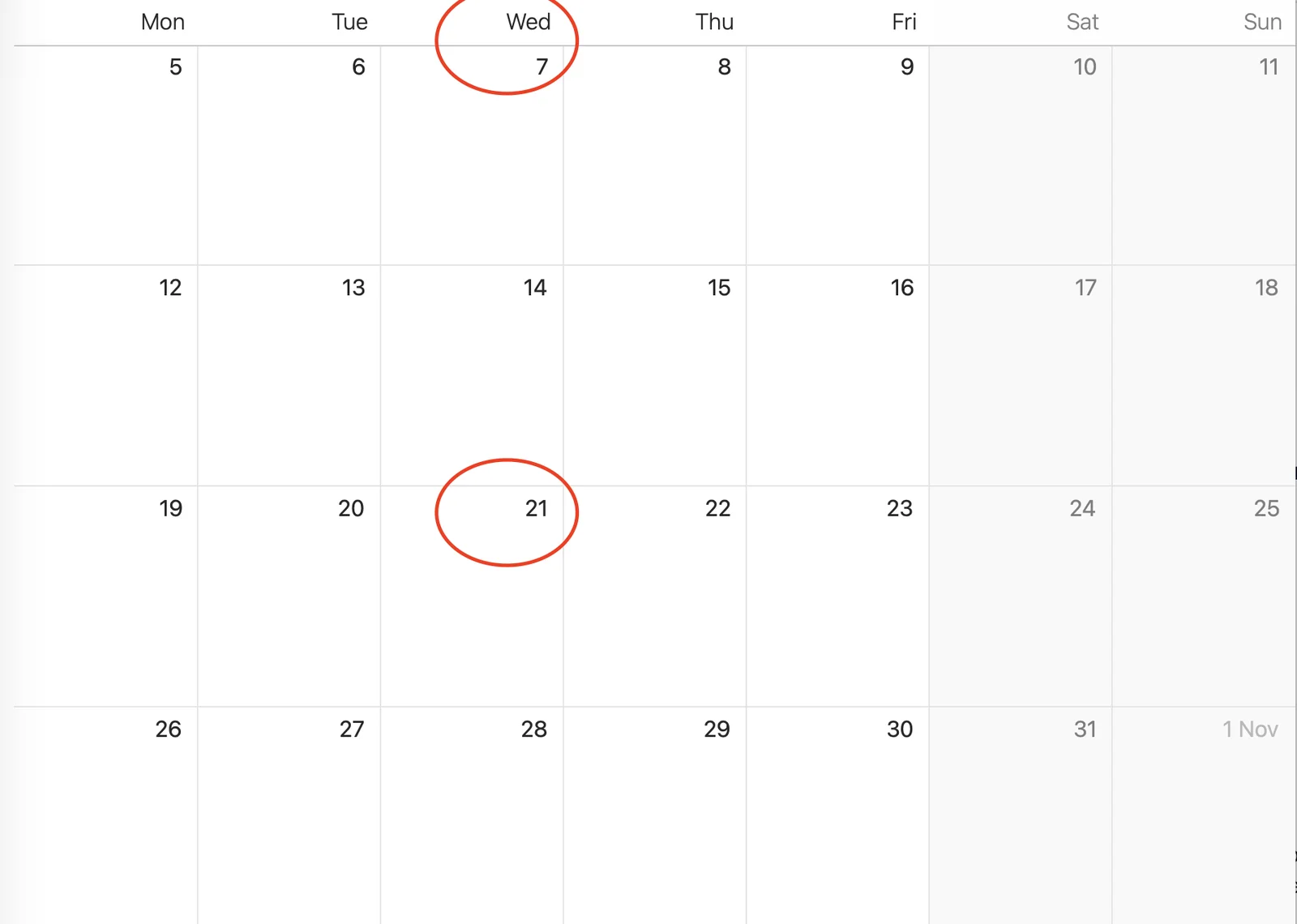 A calendar with two Wednesdays circled two weeks apart, illustrating cataract surgery staged one eye at a time